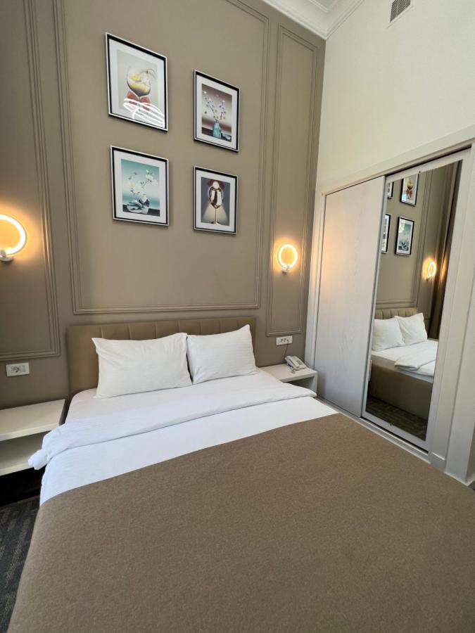 Callisto Hotel Bakoe Buitenkant foto