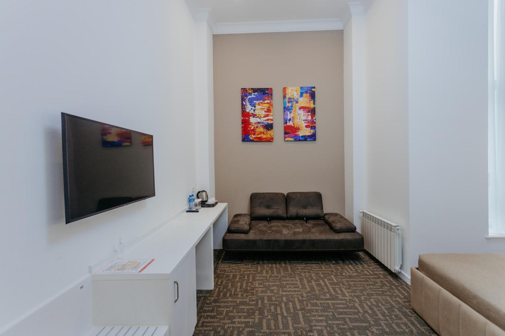 Callisto Hotel Bakoe Buitenkant foto